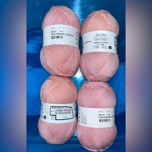 Lambs Pride ‘Strawberry Chiffon’ Superwash Yarn